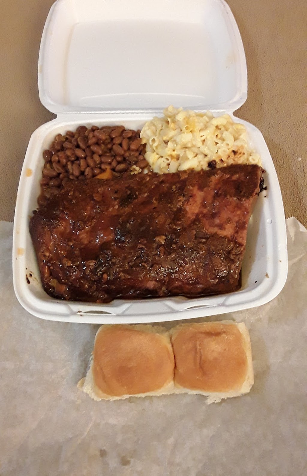 Roller’s Smokehouse | restaurant | 204 Market Street Ave, Iron Gate, VA 24448, USA | 5408624227 OR +1 540-862-4227