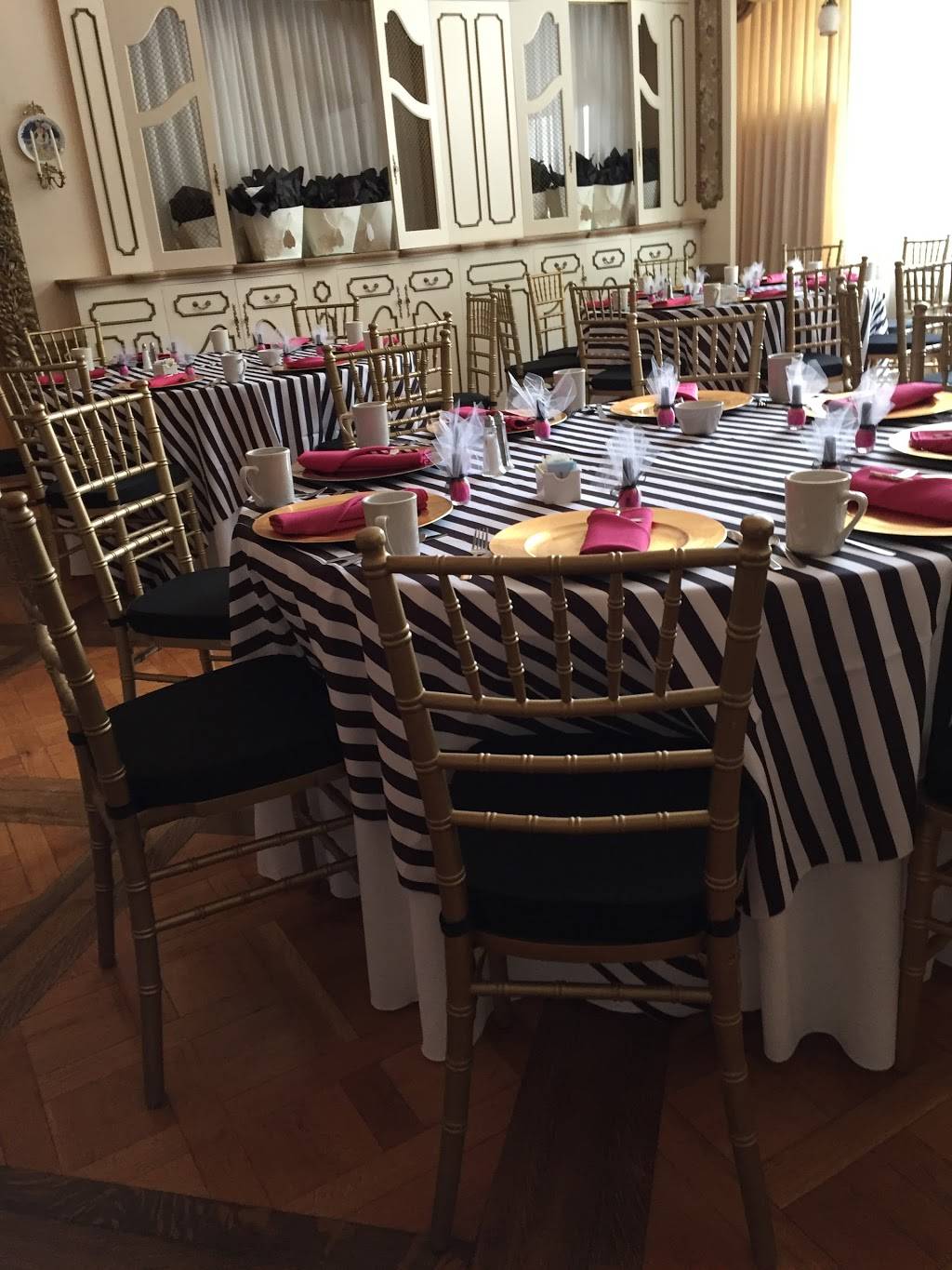 Sabellas Catering | restaurant | 1508 W 32nd St, Erie, PA 16508, USA | 8148683463 OR +1 814-868-3463