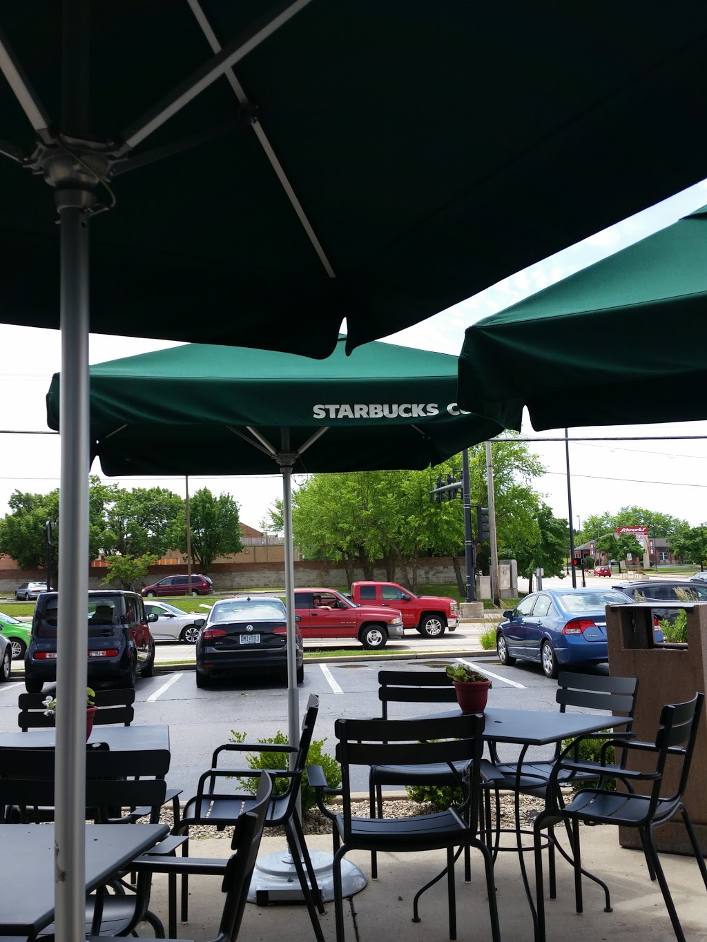 Starbucks | cafe | 7098 Mexico Rd, St Peters, MO 63376, USA | 6362783110 OR +1 636-278-3110