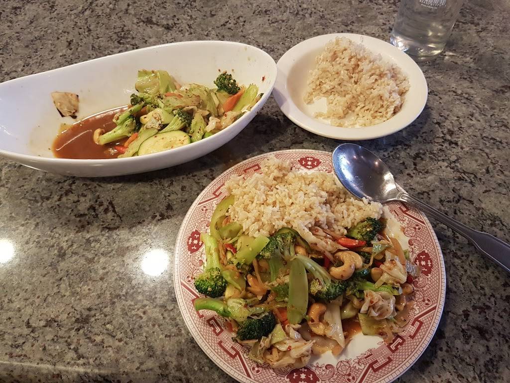 Rays Place | restaurant | 2412 Spenard Rd, Anchorage, AK 99503, USA | 9072792932 OR +1 907-279-2932