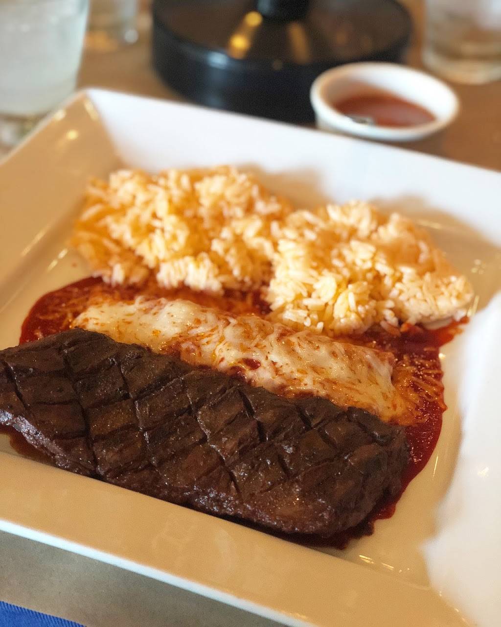 La Encantada Restaurant | restaurant | 3437 W North Ave, Chicago, IL 60647, USA | 7734895026 OR +1 773-489-5026