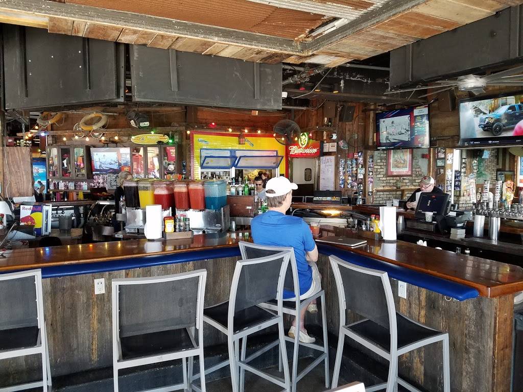 Lulus Bait Shack | restaurant | 17 S Atlantic Blvd, Fort Lauderdale, FL 33316, USA | 9544637425 OR +1 954-463-7425