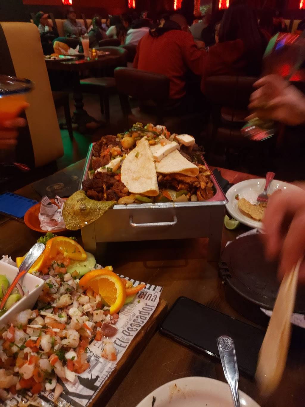 El Pescador | restaurant | 12002 Lakewood Blvd, Downey, CA 90242, USA | 5625000068 OR +1 562-500-0068