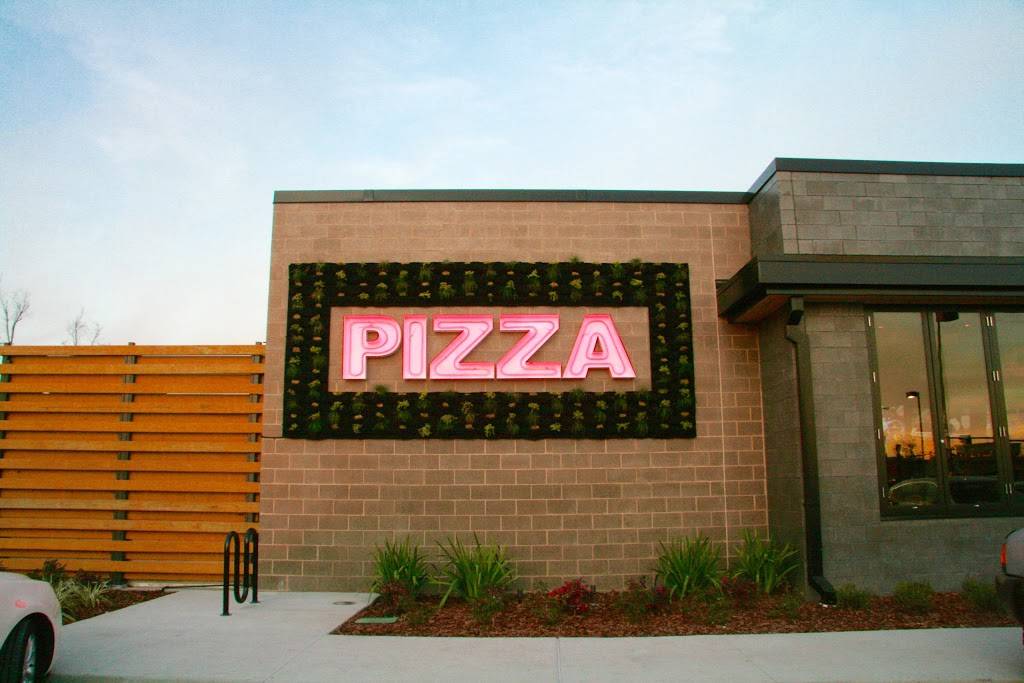 Mellow Mushroom | meal takeaway | 15170 Max Leggett Pkwy, Jacksonville, FL 32218, USA | 9047578843 OR +1 904-757-8843