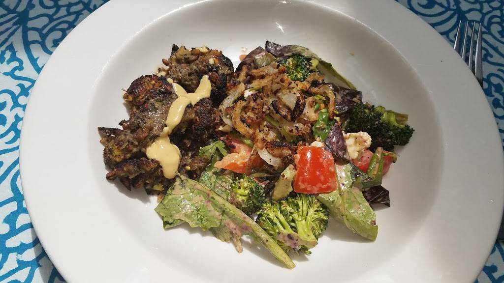 Lotus Mountain Retreat | restaurant | 4010 Bolton Valley Access Rd, Bolton Valley, VT 05477, USA | 8024346500 OR +1 802-434-6500