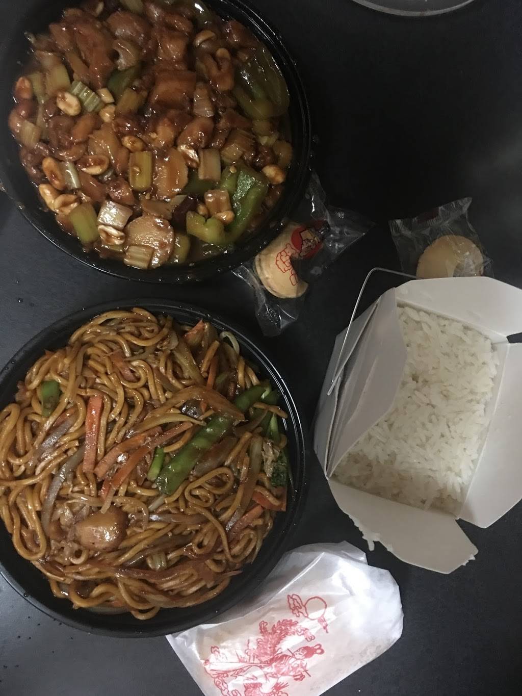 New Szechuan Express | restaurant | 5715 Edsall Rd, Alexandria, VA 22304, USA | 7033701852 OR +1 703-370-1852