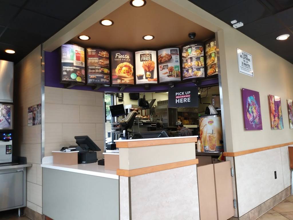 Taco Bell | meal takeaway | 301 E Commonwealth Ave, Fullerton, CA 92832, USA | 7148711605 OR +1 714-871-1605