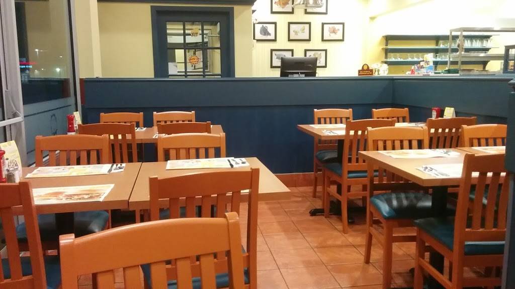 Cora Breakfast and Lunch | restaurant | 4328 Walker Rd, Windsor, ON N8W 3T5, Canada | 5194194317 OR +1 519-419-4317