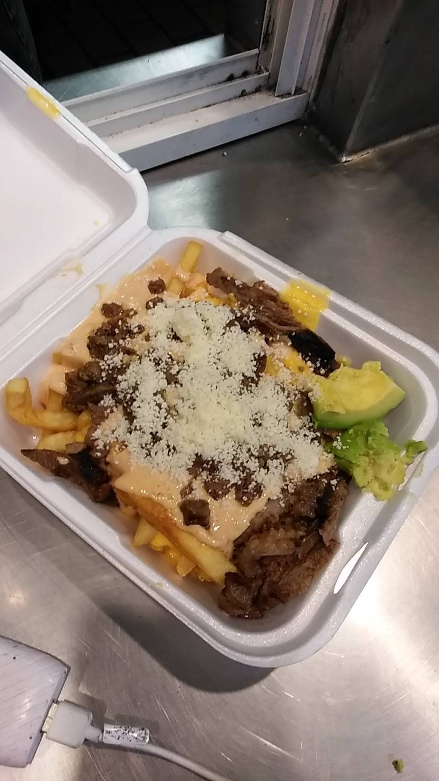 Burrito King | restaurant | 2109 Sunset Blvd, Los Angeles, CA 90026, USA | 2133022581 OR +1 213-302-2581