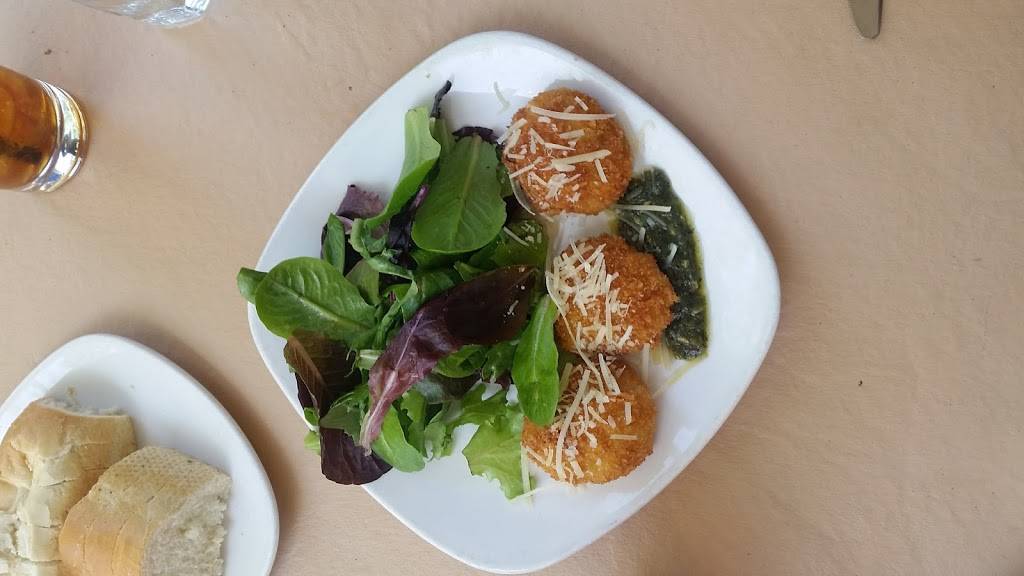 Pearl On the River | restaurant | 1379 Garden Hwy, Sacramento, CA 95833, USA | 9165673275 OR +1 916-567-3275