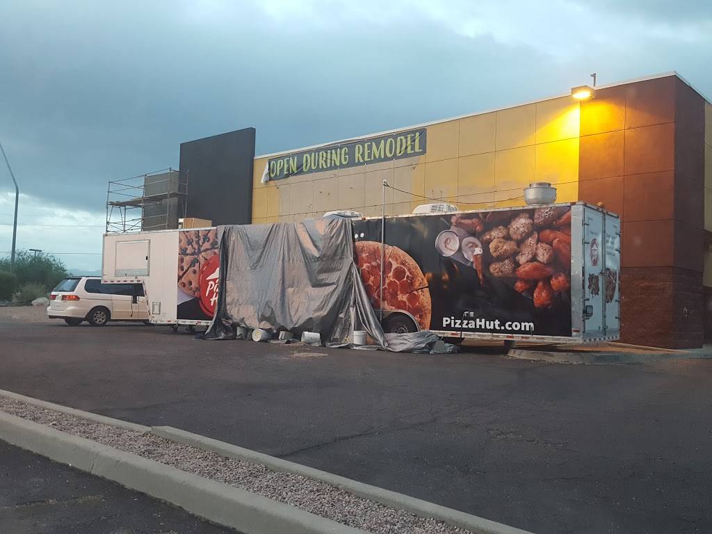 Pizza Hut | meal delivery | 9564 E Golf Links Rd, Tucson, AZ 85730, USA | 5202969273 OR +1 520-296-9273
