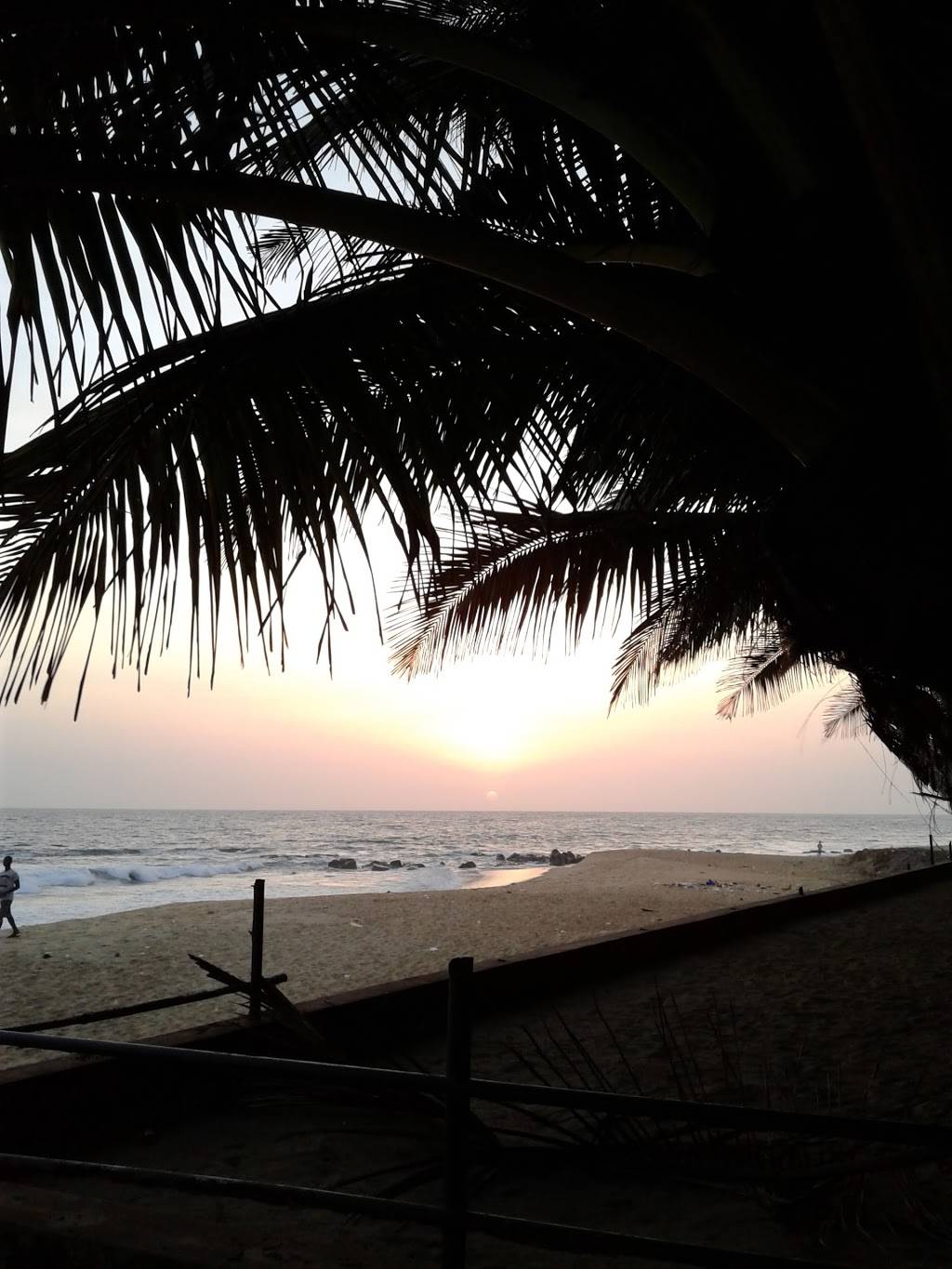 Golden Gate Express | restaurant | 1851 NJ-35, Seaside Heights, NJ 08751, USA | 7328306699 OR +1 732-830-6699