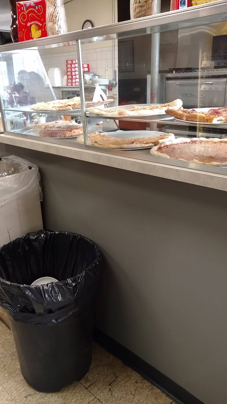 Vera Pizzeria | restaurant | 827 Dutchess Turnpike, Poughkeepsie, NY 12603, USA | 8454711175 OR +1 845-471-1175