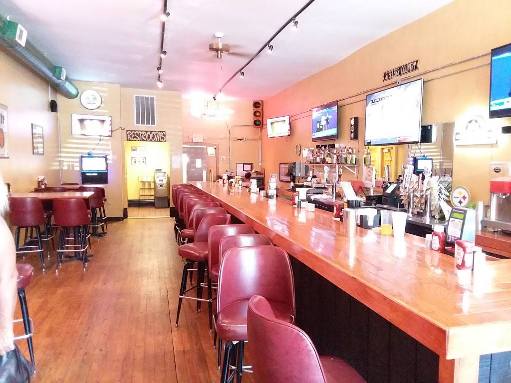 River Town Grill | restaurant | 10 Tiber Way, Marietta, OH 45750, USA | 7403743007 OR +1 740-374-3007