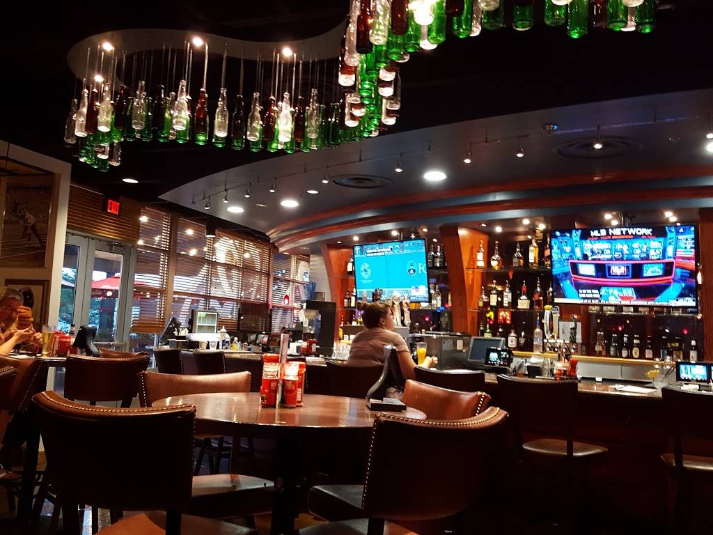 Red Robin Gourmet Burgers and Brews | restaurant | 1865 Hilliard Rome Rd, Hilliard, OH 43026, USA | 6148768230 OR +1 614-876-8230