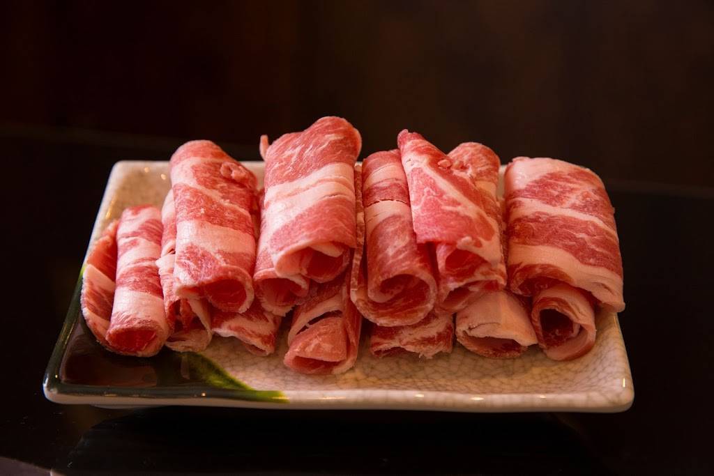 GRAND MONGOLIAN HOT POT | restaurant | 2904 N Broadway, Chicago, IL 60657, USA | 3128669555 OR +1 312-866-9555