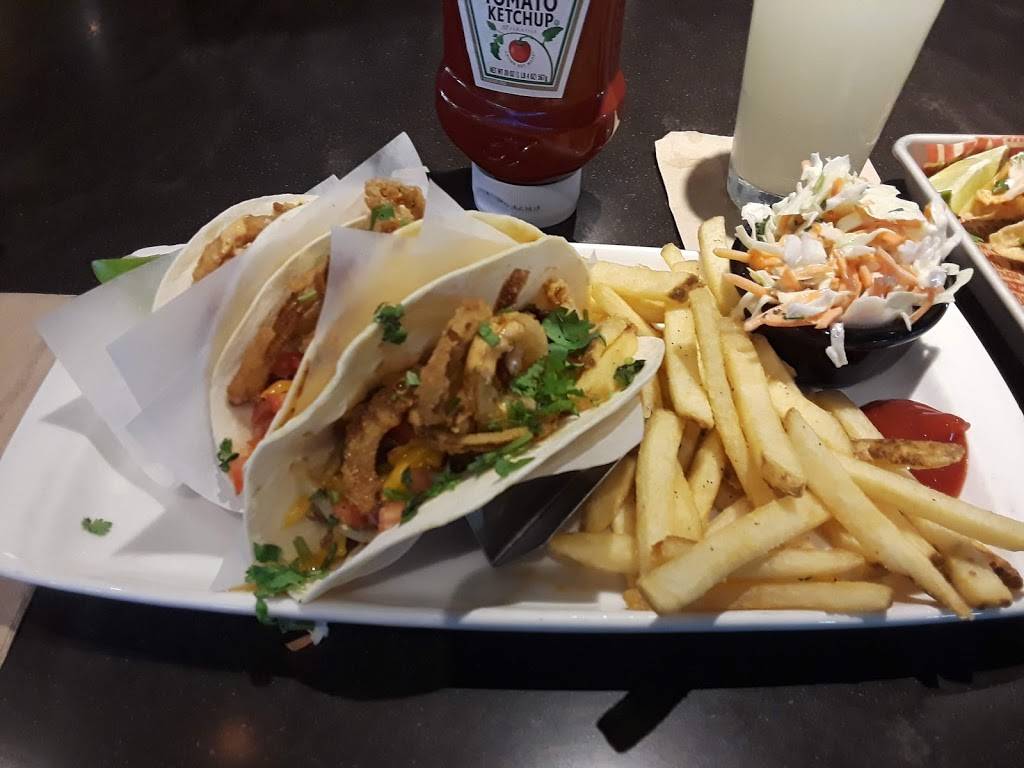 Applebees Grill + Bar | restaurant | 10391 Corkscrew Commons Dr, Estero, FL 33928, USA | 2399921310 OR +1 239-992-1310