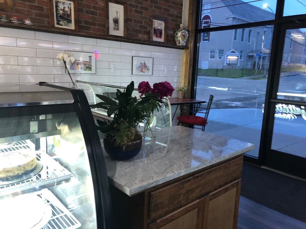 Severina Restaurant and Bar | restaurant | 1330 Center Ave, Pittsburgh, PA 15229, USA | 4129393610 OR +1 412-939-3610