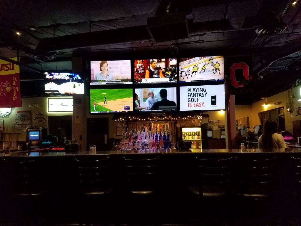 Bleachers Sports Grill | restaurant | 15410 S Mountain Pkwy # 109, Phoenix, AZ 85044, USA | 4807594034 OR +1 480-759-4034