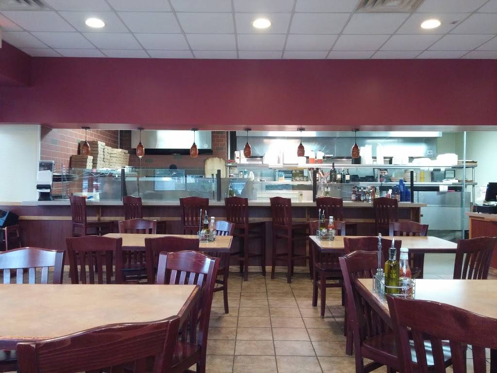 Strombolis Express | restaurant | 3434 Edwards Mill Rd, Raleigh, NC 27612, USA | 9197857075 OR +1 919-785-7075