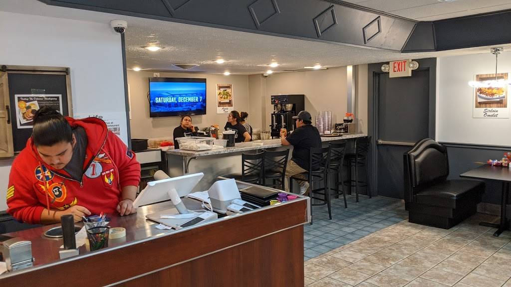 D Lua Pancake & Burrito House | restaurant | 3419 Avenue of the Cities, Moline, IL 61265, USA | 3095243367 OR +1 309-524-3367