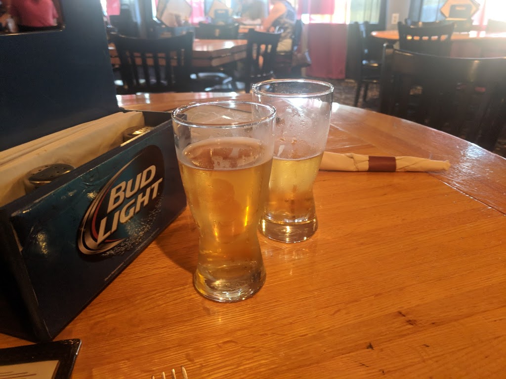 Bowl Mor Streator | restaurant | 2416 IL-23, Streator, IL 61364, USA | 8156724579 OR +1 815-672-4579