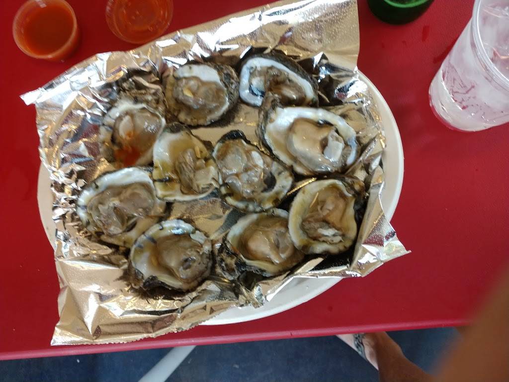 Debs Seafood | restaurant | 4306 Lee Blvd, Lehigh Acres, FL 33971, USA | 2393035027 OR +1 239-303-5027