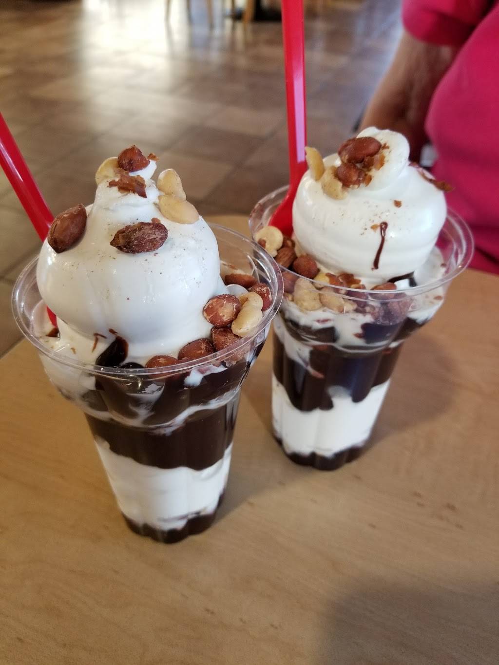 Dairy Queen | restaurant | 208 W Mason St, Mabank, TX 75147, USA | 9038878361 OR +1 903-887-8361