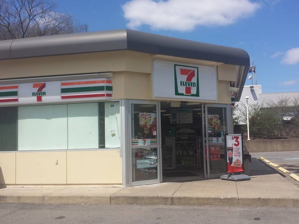 7-Eleven | bakery | 650 Clairton Blvd, Pittsburgh, PA 15236, USA | 4126531208 OR +1 412-653-1208
