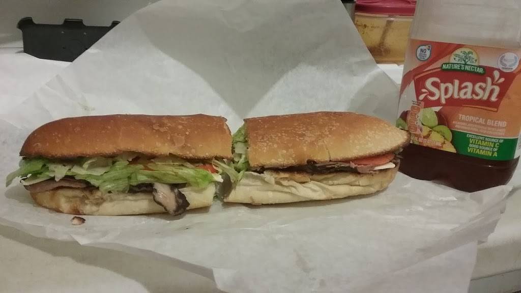 Darios Famous Pizza | restaurant | 1560 NY-332, Farmington, NY 14425, USA | 5853983430 OR +1 585-398-3430