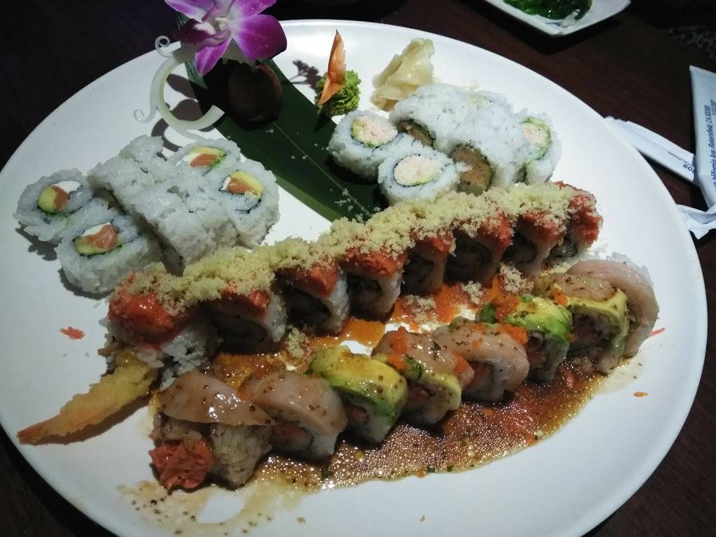 Love Sushi | restaurant | 5620 California Ave F, Bakersfield, CA 93309, USA | 6616380442 OR +1 661-638-0442