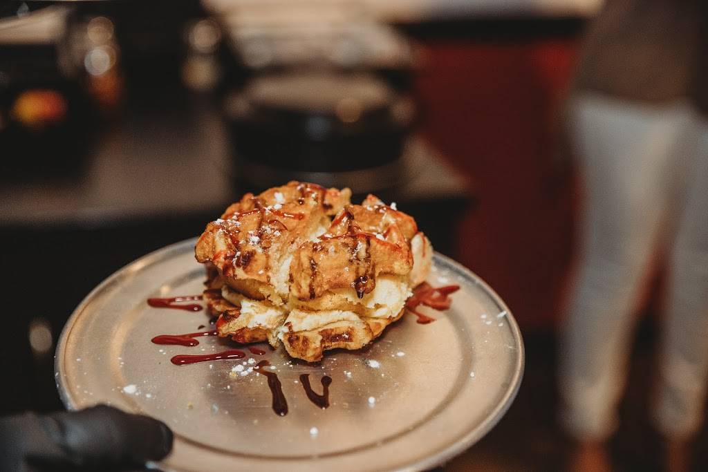 Zoners Pizza, Wings & Waffles - St. Augustine | restaurant | 3915 A1A S Suite #105, St. Augustine, FL 32080, USA | 9044602792 OR +1 904-460-2792