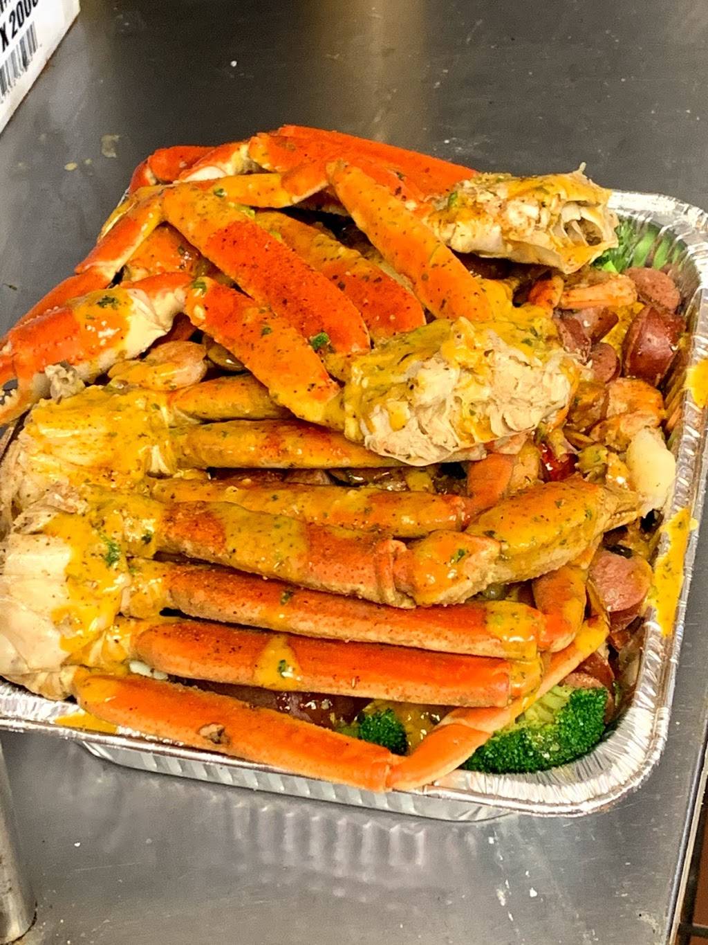 Ocean Bay Seafood | restaurant | 417 S College Rd #26, Wilmington, NC 28403, USA | 9107691300 OR +1 910-769-1300