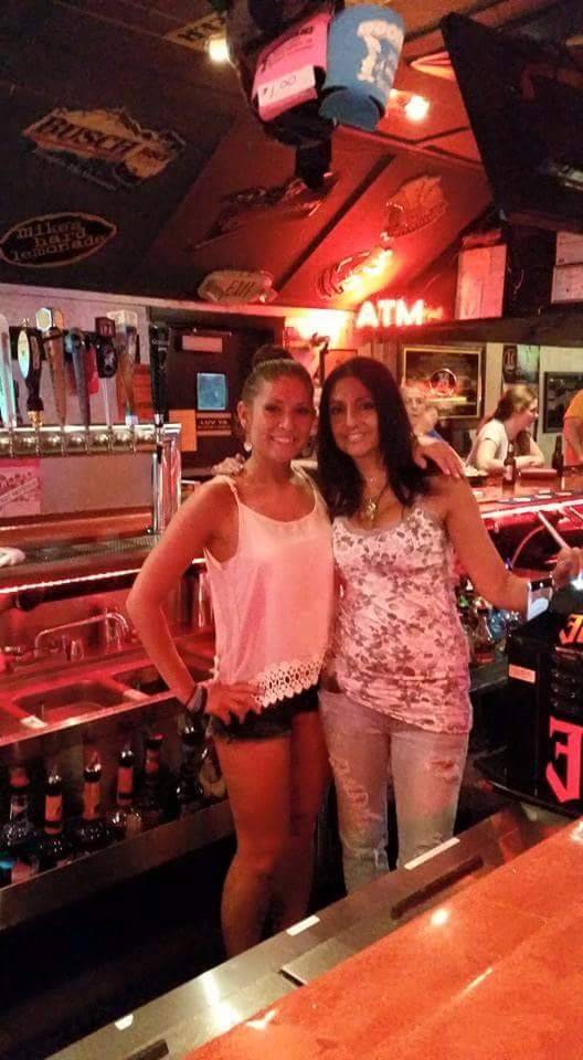 Woodpeckers Pub & Grub | restaurant | 3500 7th Street Rd, New Kensington, PA 15068, USA | 7243399287 OR +1 724-339-9287