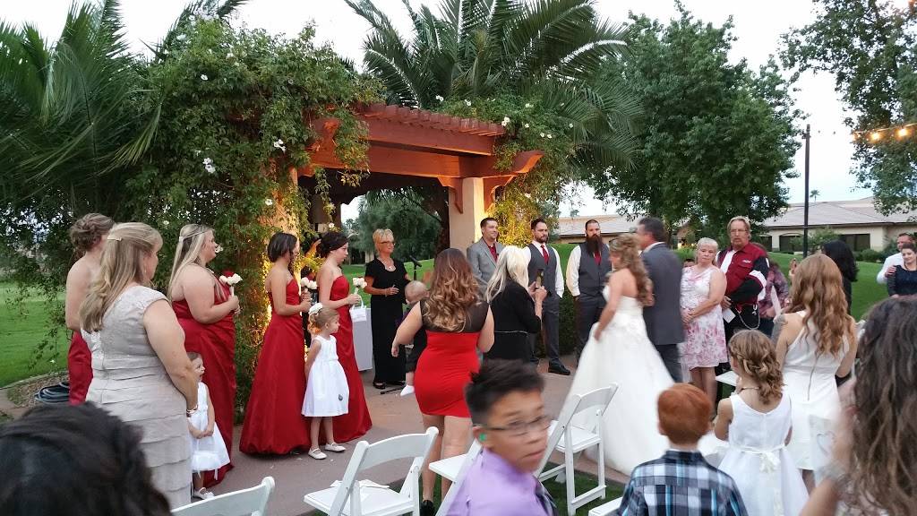 Edge Grill and Bar | restaurant | 6542 E Baseline Rd, Mesa, AZ 85206, USA | 4809855622 OR +1 480-985-5622