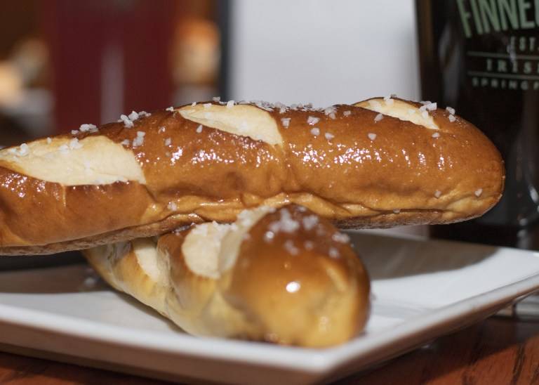 Finnegans Wake | restaurant | 305 South Ave, Springfield, MO 65806, USA | 4178691500 OR +1 417-869-1500