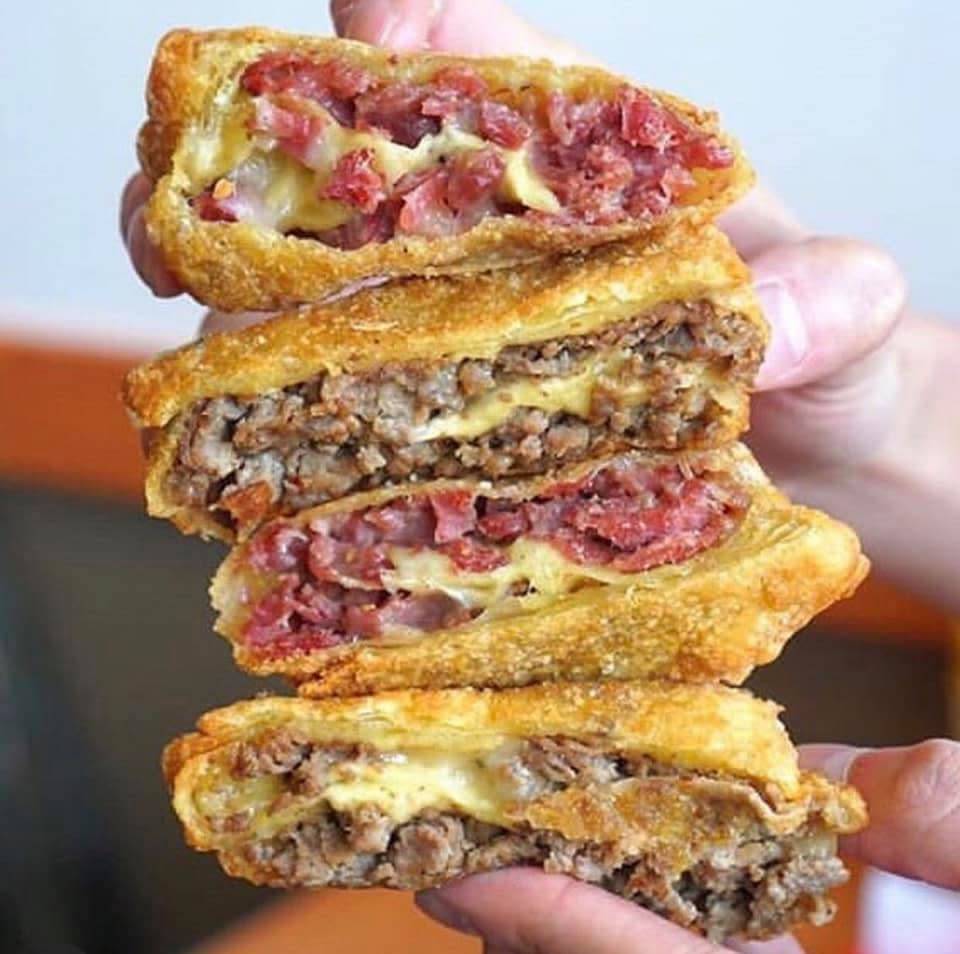 Leftys Cheesesteak | restaurant | 7060 N Wayne Rd, Westland, MI 48185, USA | 7346295100 OR +1 734-629-5100