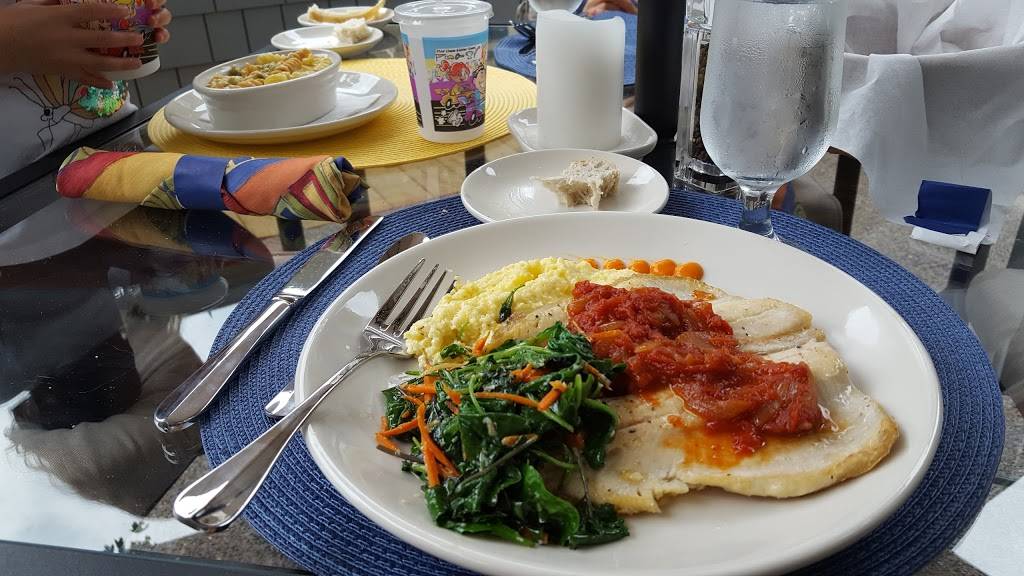 Moonshadows Restaurant | restaurant | 132 E Main St, Luray, VA 22835, USA | 5407431911 OR +1 540-743-1911