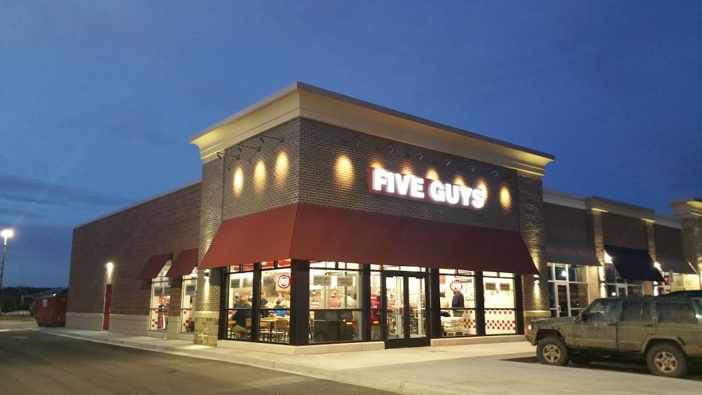 Five Guys | meal takeaway | 1384 W Main St, Gaylord, MI 49735, USA | 9894482585 OR +1 989-448-2585