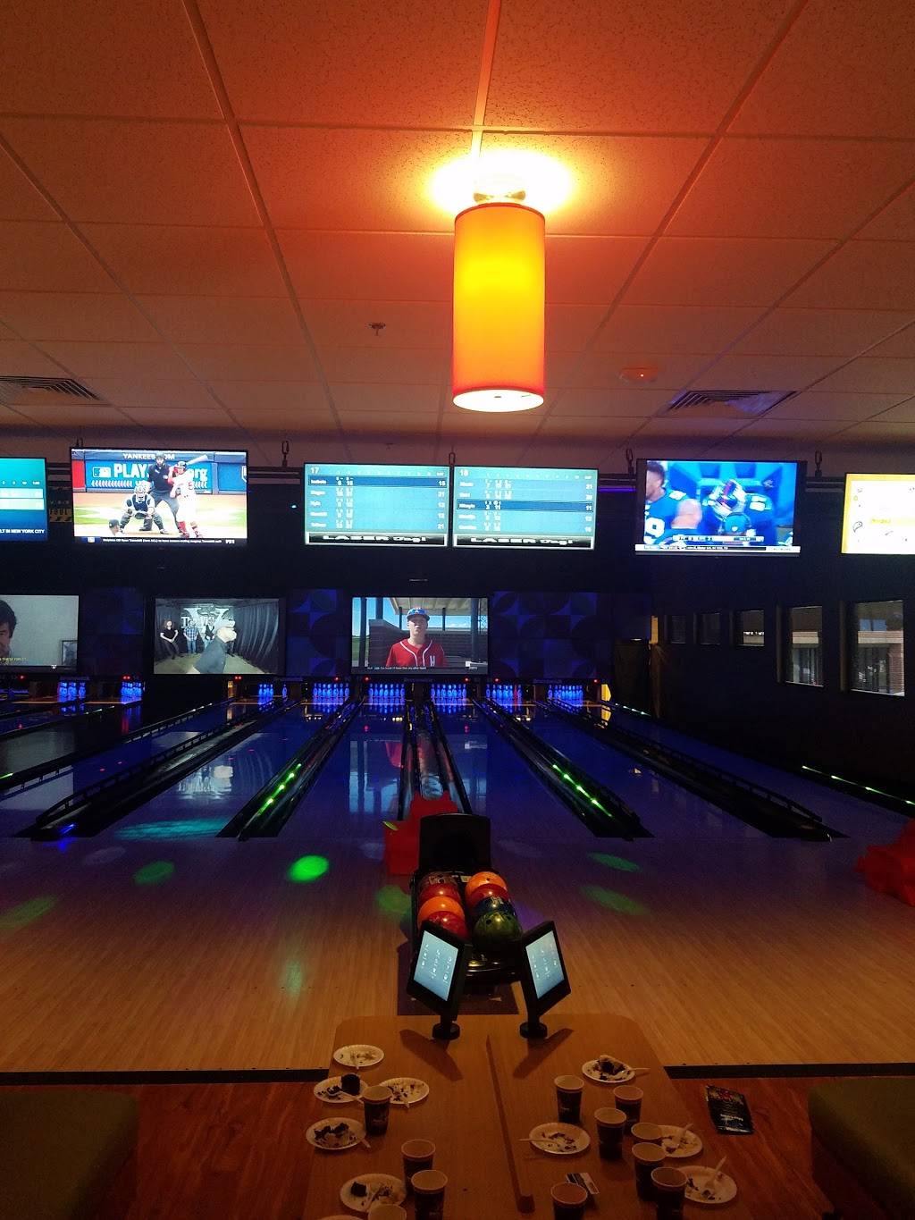 Stars and Strikes Family Entertainment Center | restaurant | 10010 GA-92 Suite 180, Woodstock, GA 30188, USA | 6789655707 OR +1 678-965-5707