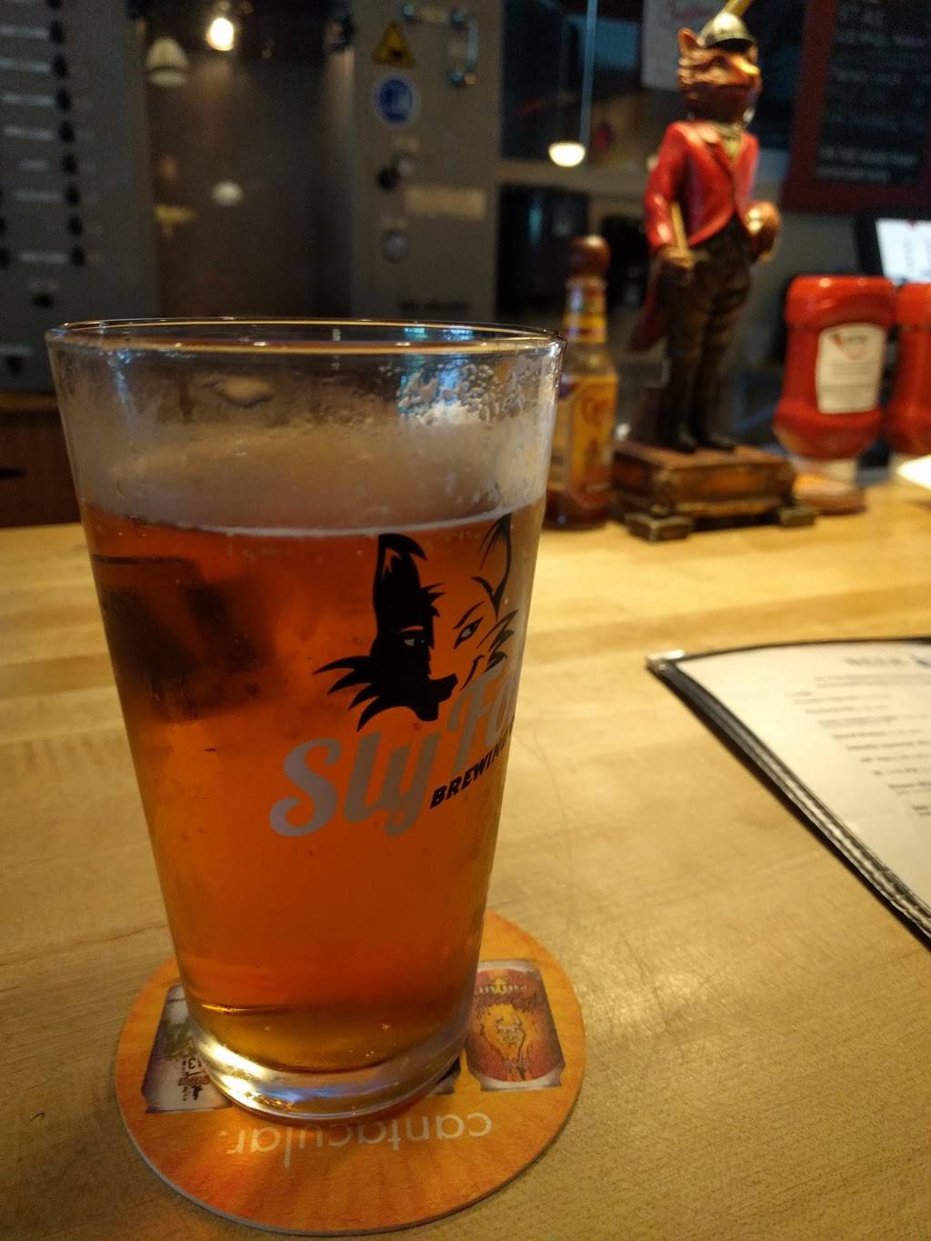 Sly Fox Brewhouse & Eatery | restaurant | 520 Kimberton Rd, Phoenixville, PA 19460, USA | 6109354540 OR +1 610-935-4540