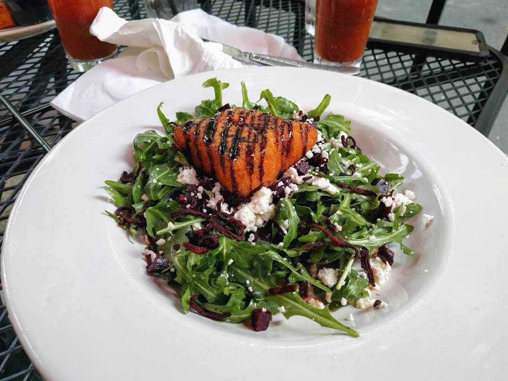 Public House Kitchen & Brewery | restaurant | 9406 Battle St, Manassas, VA 20110, USA | 5712921427 OR +1 571-292-1427