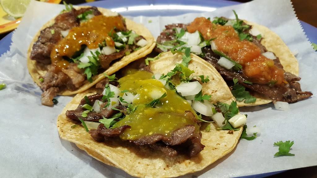 Lomelis Rosticeria | restaurant | 1316 N Cedar Lake Rd, Round Lake Beach, IL 60073, USA | 8472017401 OR +1 847-201-7401