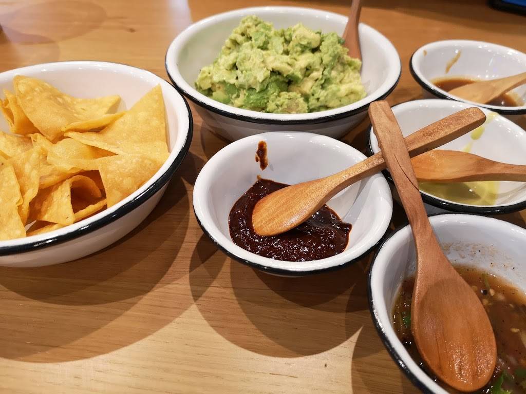 La Vibra Tacos | restaurant | 506 Yale St #A, Houston, TX 77007, USA | 7133895783 OR +1 713-389-5783