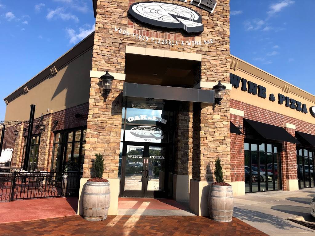 Oak & Pie | restaurant | 2244 N Greenwich Rd #900, Wichita, KS 67226, USA | 3167686900 OR +1 316-768-6900