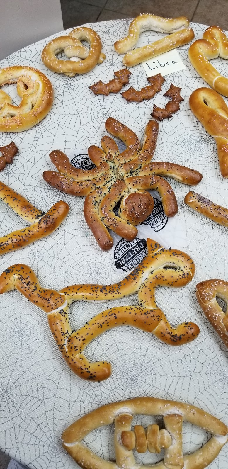 Philly Pretzel Factory | bakery | 295 South Ave, Westfield, NJ 07090, USA | 9082326232 OR +1 908-232-6232