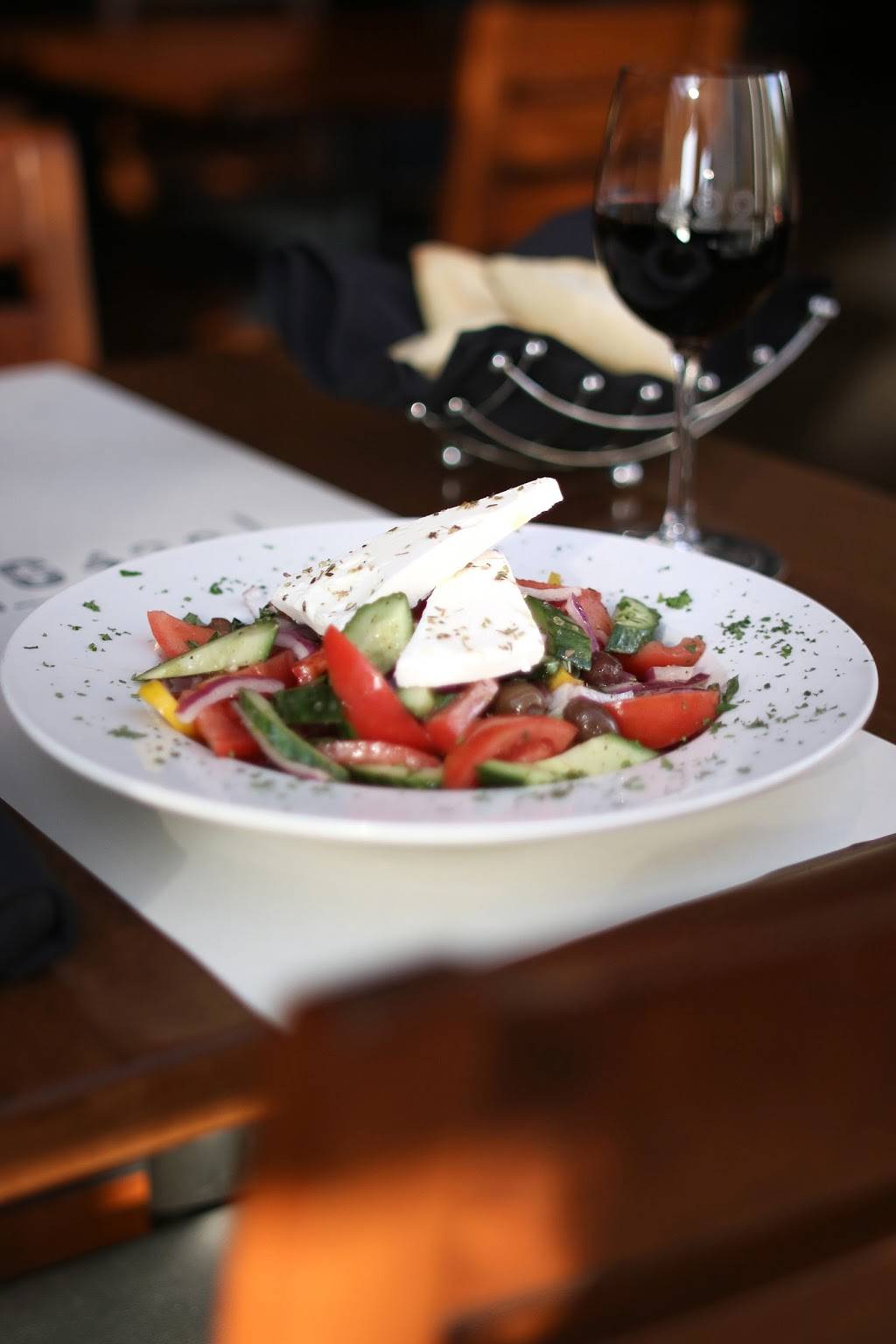 Gare 422 | restaurant | 422 Boulevard Monseigneur-Dubois, Saint-Jérôme, QC J7Y 3L8, Canada | 4504327776 OR +1 450-432-7776