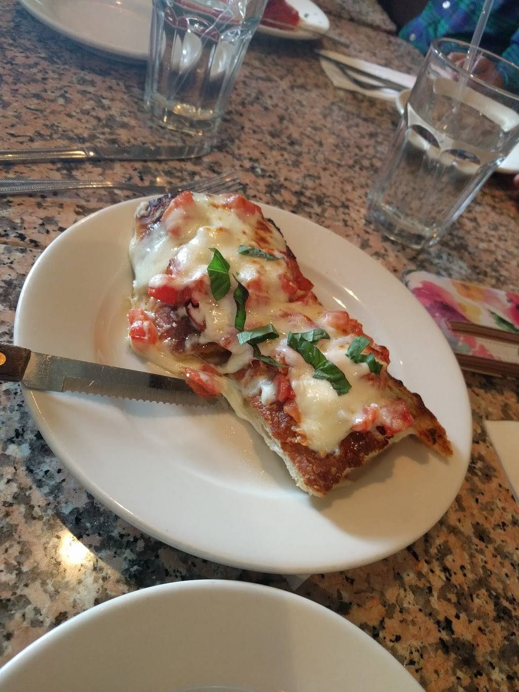 Pasta E Basta | restaurant | 26 Main St, Amherst, MA 01002, USA | 4132563550 OR +1 413-256-3550