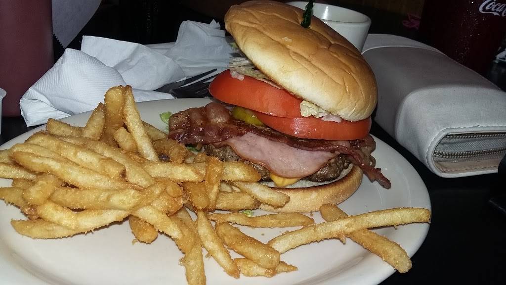 That Place | restaurant | 4133 W Polk Rd, Hart, MI 49420, USA | 2318738883 OR +1 231-873-8883