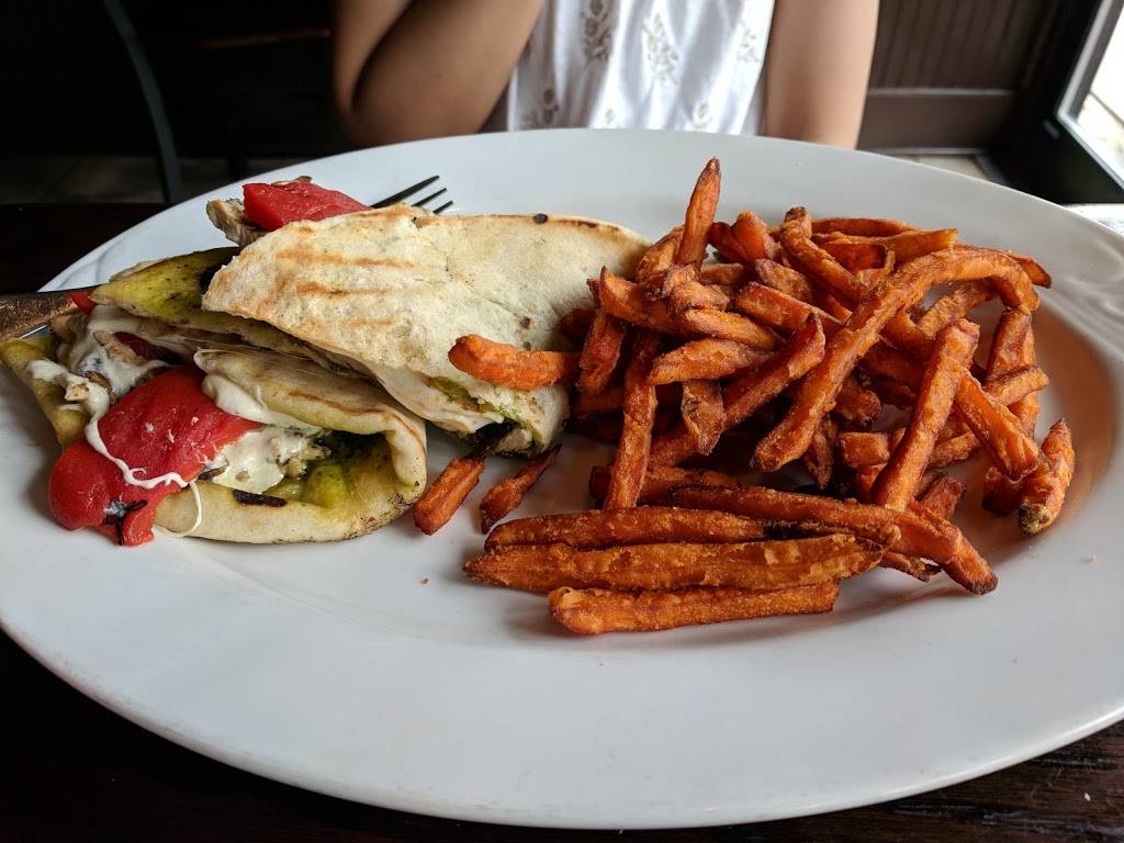 Luna Wood Fire Tavern | restaurant | 223 Franklin Avenue, Nutley, NJ 07110, USA | 9733205935 OR +1 973-320-5935